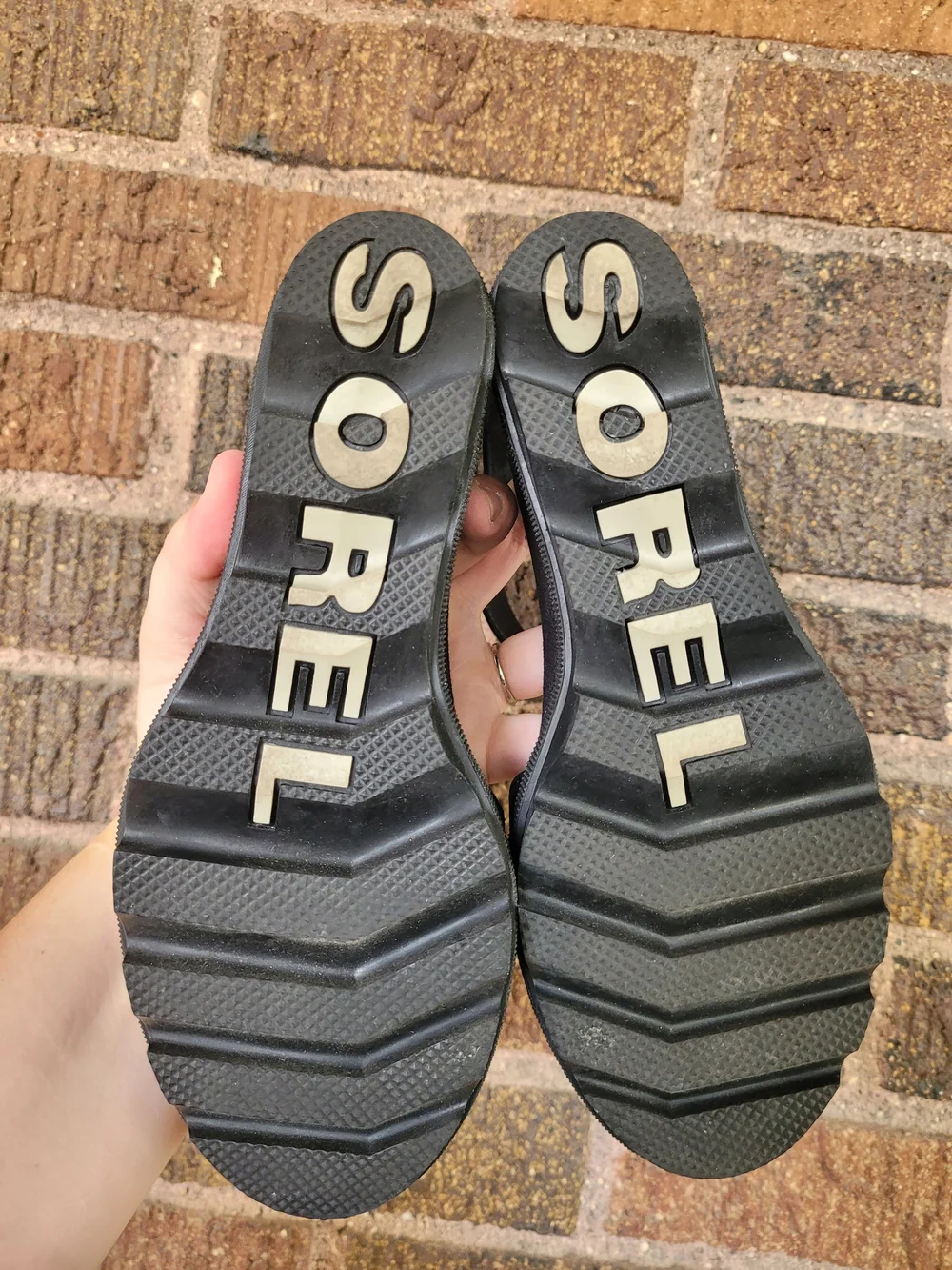 Sorel Joanie II Black Leather Ankle-Strap Wedge Sandals Size 7.5